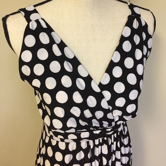 Black and White Polka Dot Maxi Dress - Picture 3 of 6